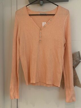 💕NEW💕 Orange Top